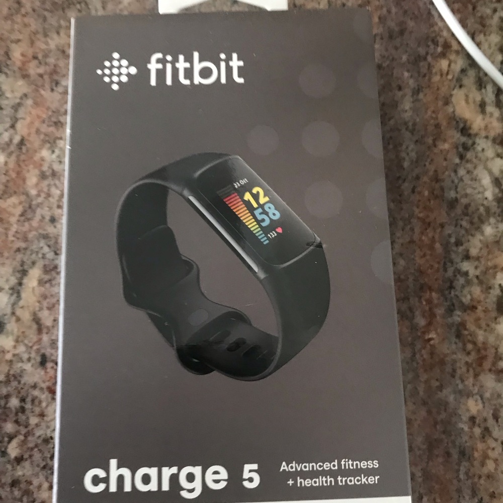 Fitbit Charge 5
